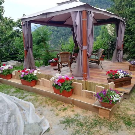 Вілла Il Biancone Champdepraz Екстер'єр фото